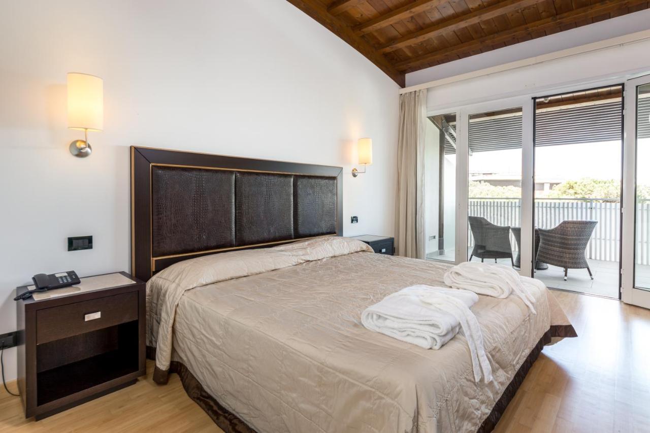 Hotel Smeraldo Lignano Sabbiadoro Dış mekan fotoğraf