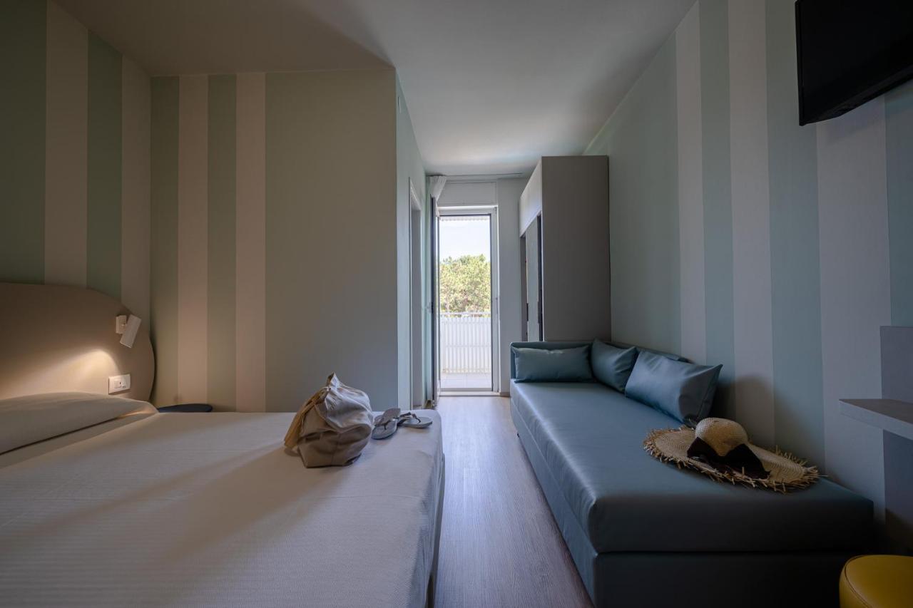 Hotel Smeraldo Lignano Sabbiadoro Dış mekan fotoğraf