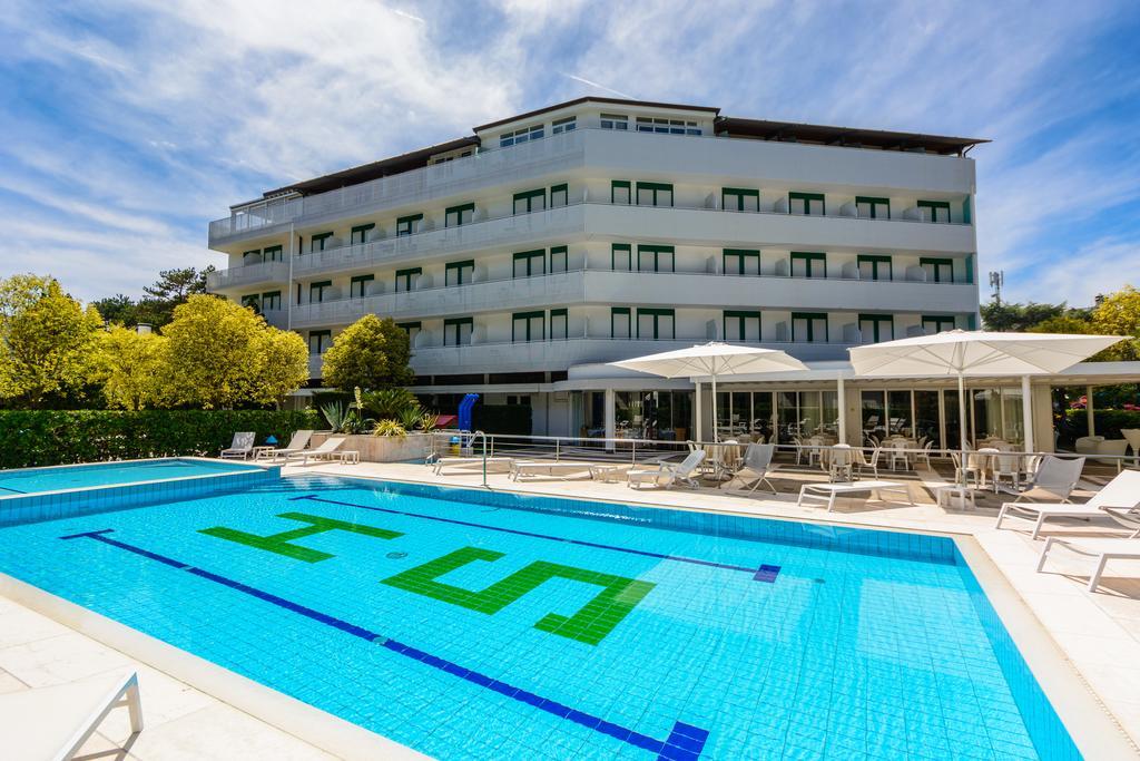 Hotel Smeraldo Lignano Sabbiadoro Dış mekan fotoğraf