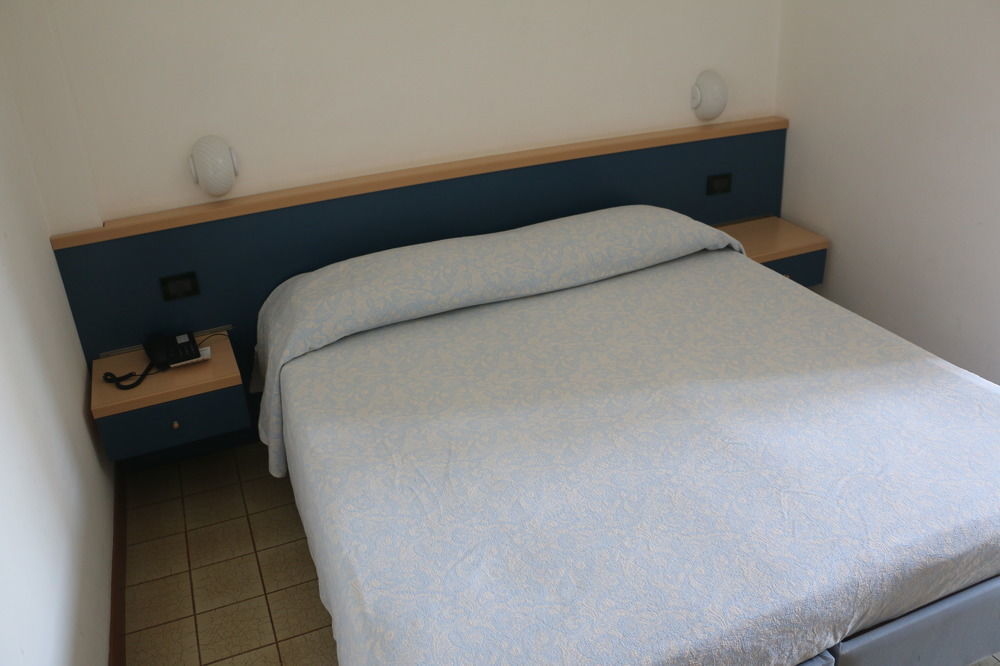 Hotel Smeraldo Lignano Sabbiadoro Dış mekan fotoğraf