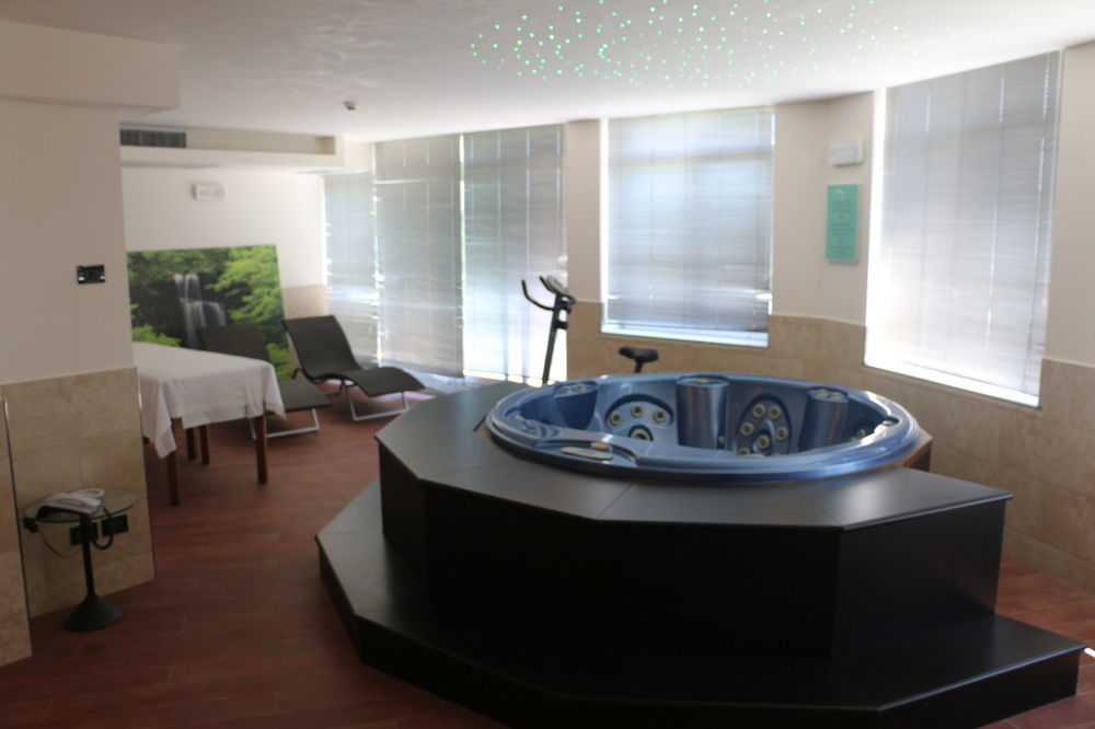 Hotel Smeraldo Lignano Sabbiadoro Dış mekan fotoğraf