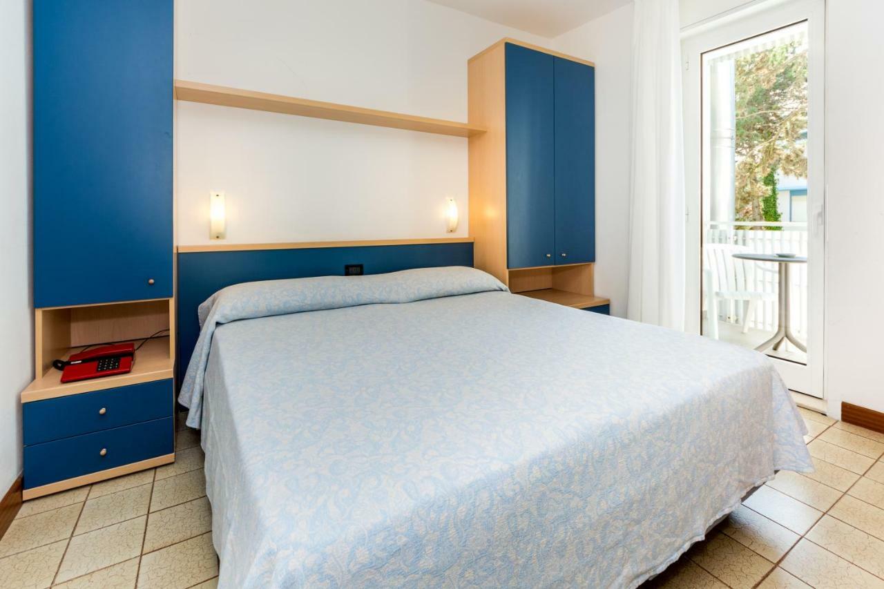 Hotel Smeraldo Lignano Sabbiadoro Dış mekan fotoğraf